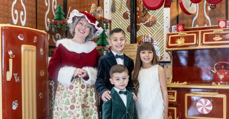 Mrs. Claus is in Da House (dedicated)